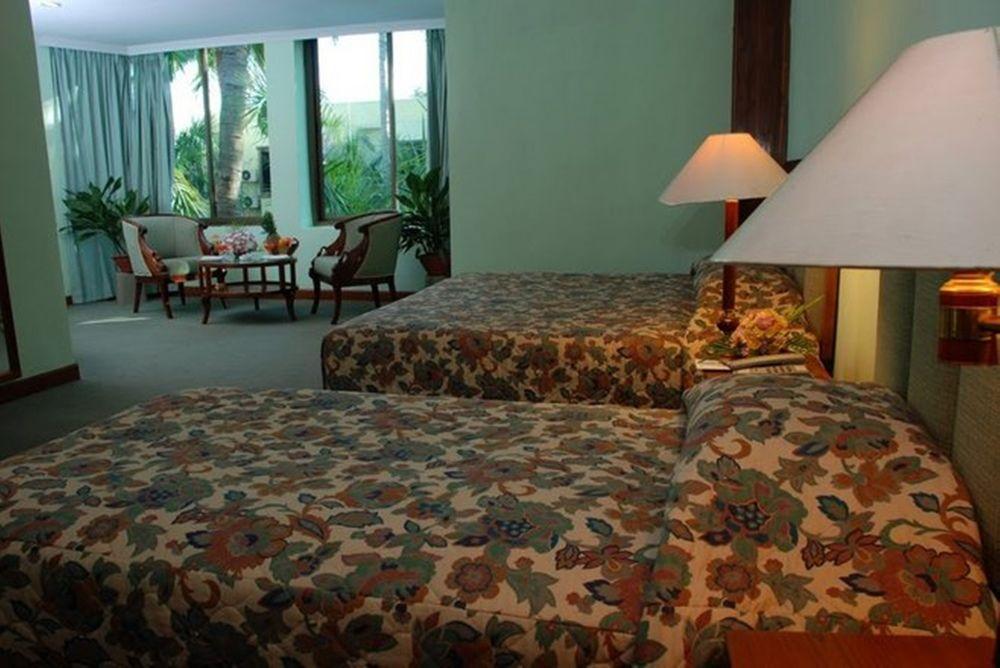 Mandalay Swan Hotel Luaran gambar
